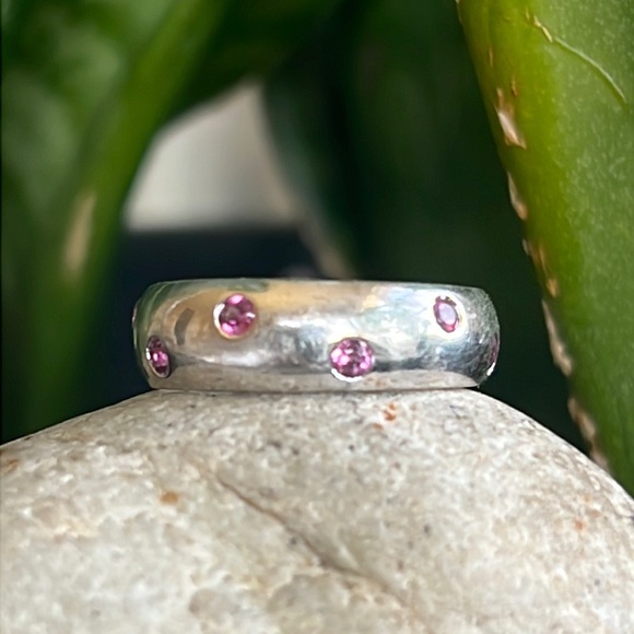 18 karat gold and pink rhodolite band - Picture 4 of 12